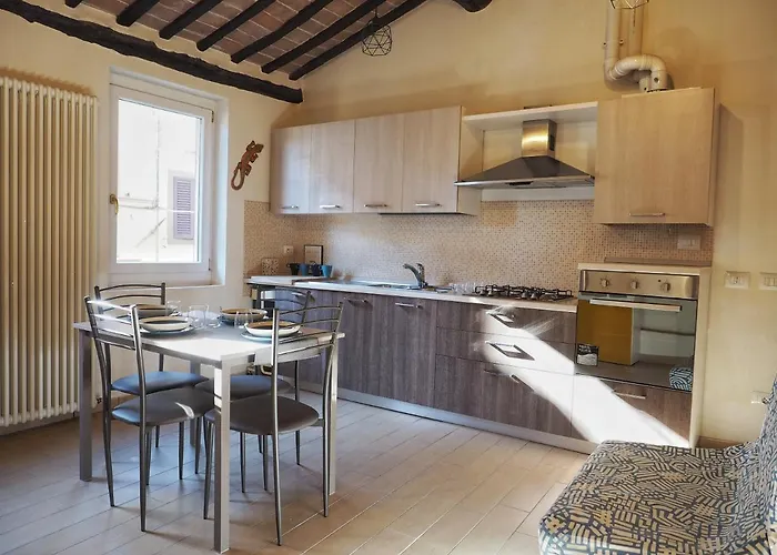 Apartment Vallerozzi House By Francigenaapartments